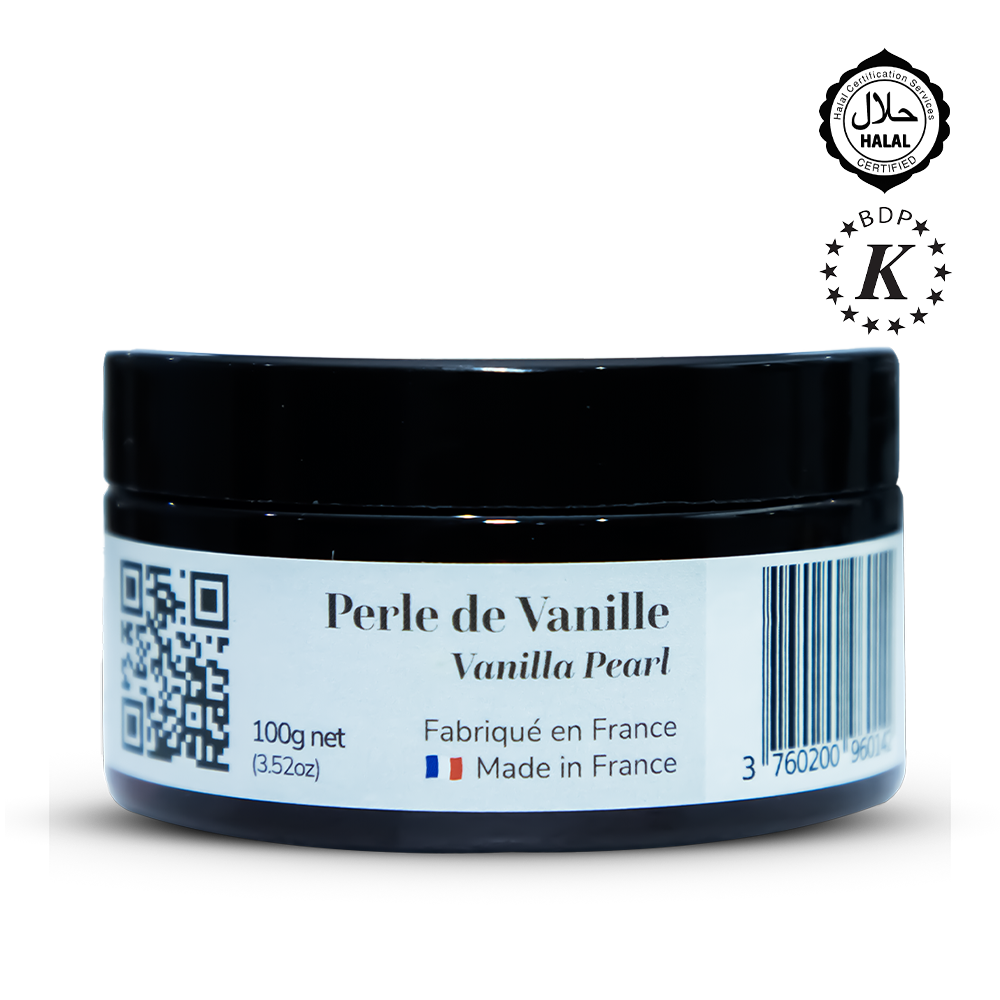 Jar of 'Perle de Vanille' vanilla pearl with a black lid on a white background