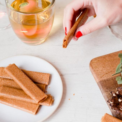 TEA WITH GAVOTTES CREPE